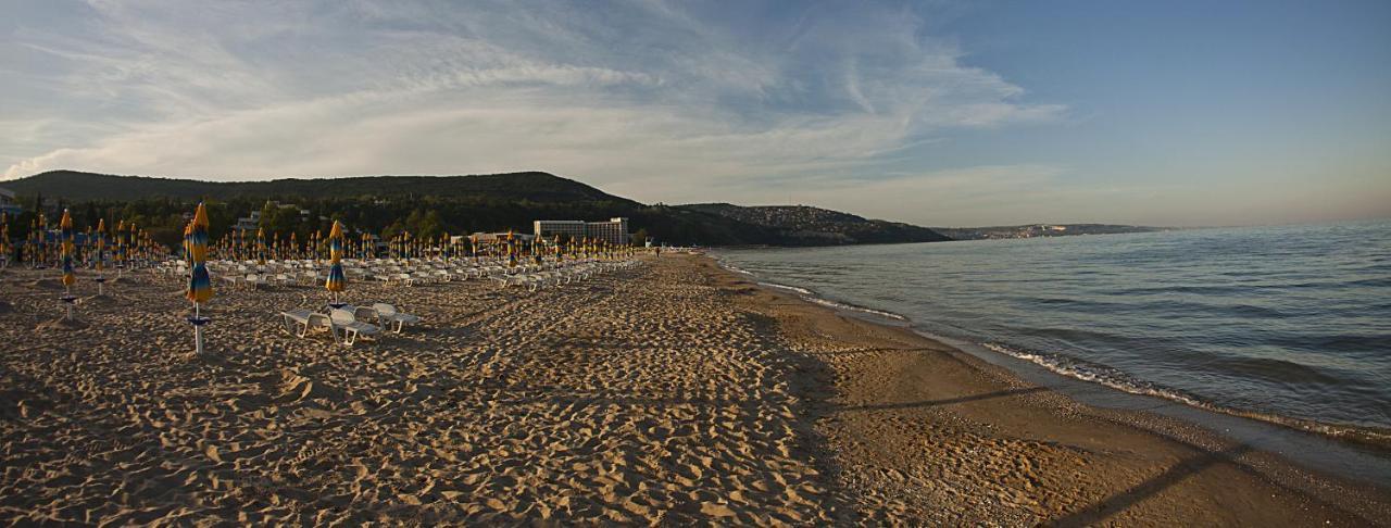 Hotel Oasis Albena Dış mekan fotoğraf